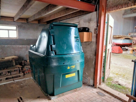 Dieseltank 1350 liter (met kap)