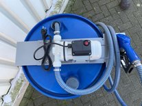 AdBlue® VATEN pomp met 4 meter AdBlue® slang en automatisch RVS afgifte pistool