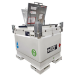 stalen combitank voor 700 liter Diesel en 140 liter AdBlue® Beide tankdelen met 12 Volt pompsysteem. UN, TÜV, ADR